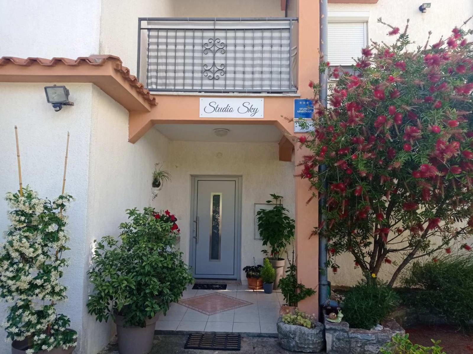 Studio Apartman Sky Rovinj Zewnętrze zdjęcie